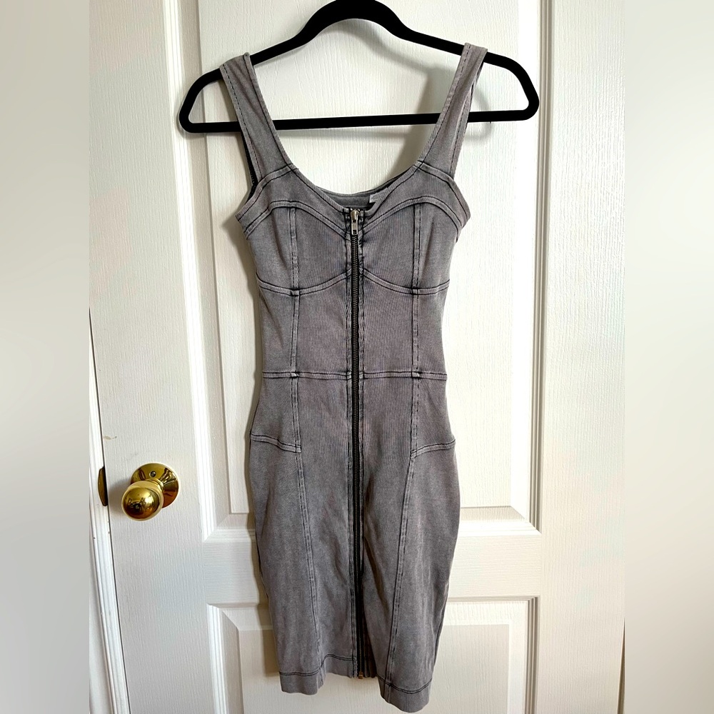 French Connection Jeans bodycon grey ribbed dress, size 0